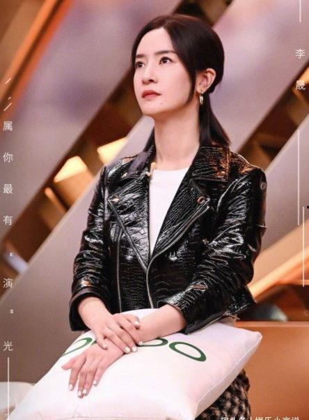 广安有哪些明星网红演员,揭秘这座城市的璀璨星河