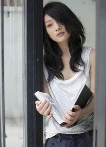 初恋明星网红是谁啊,揭秘初恋明星网红的神秘魅力