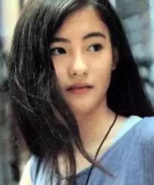 日本清纯明星网红照片女,镜头下的清新魅力