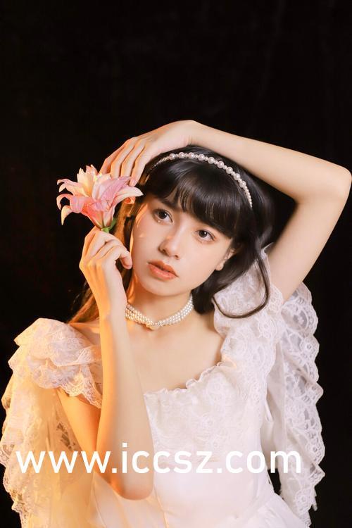 黑料视频学校吃瓜,黑料视频背后的真相与吃瓜群众的热议