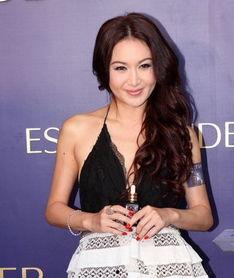 红衣出圈的女明星网红,女明星网红的出圈传奇