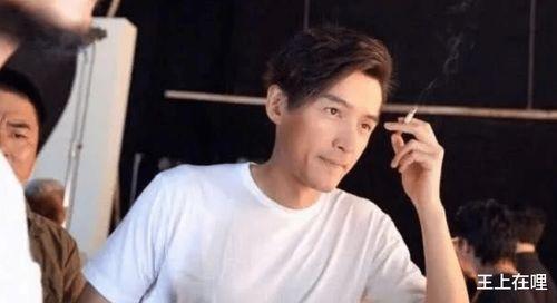 抽利群的明星网红