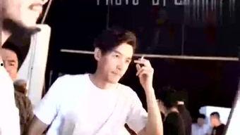 抽利群的明星网红