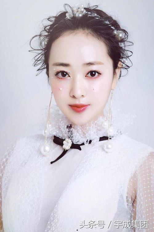 湖南长沙明星网红是谁,揭秘长沙本土璀璨星辉