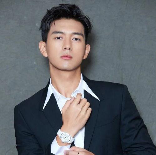 李现今日大瓜曝光图片,今日大瓜图片揭秘真相